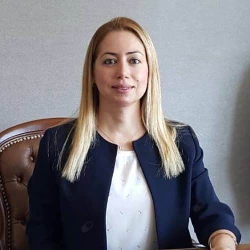 Uzm. Dr. Ayşe Yılmaz bünyesindeki uzman ve modern sağlık merkezi klinik binası görseli