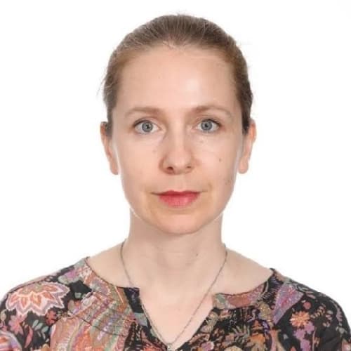Doç. Dr. Şeyma Denli Yalvaç bünyesindeki uzman ve modern sağlık merkezi klinik binası görseli