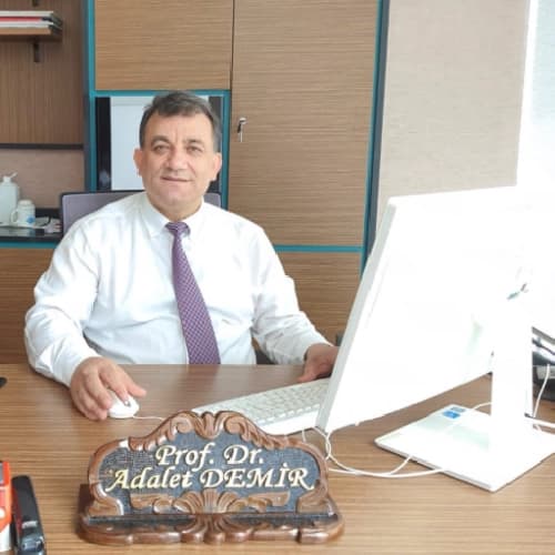 Prof. Dr. Adalet Demir bünyesindeki uzman ve modern sağlık merkezi klinik binası görseli