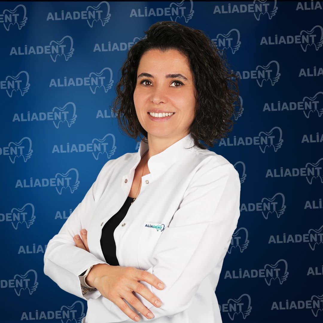 Uzm. Dr. Ezgi ÇEKMEGELİ - Aliadent Ağız ve Diş Sağlığı Merkezi uzman doktor profil fotoğrafı