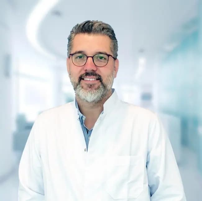 Doç. Dr. Eray ATLI arka plan görseli