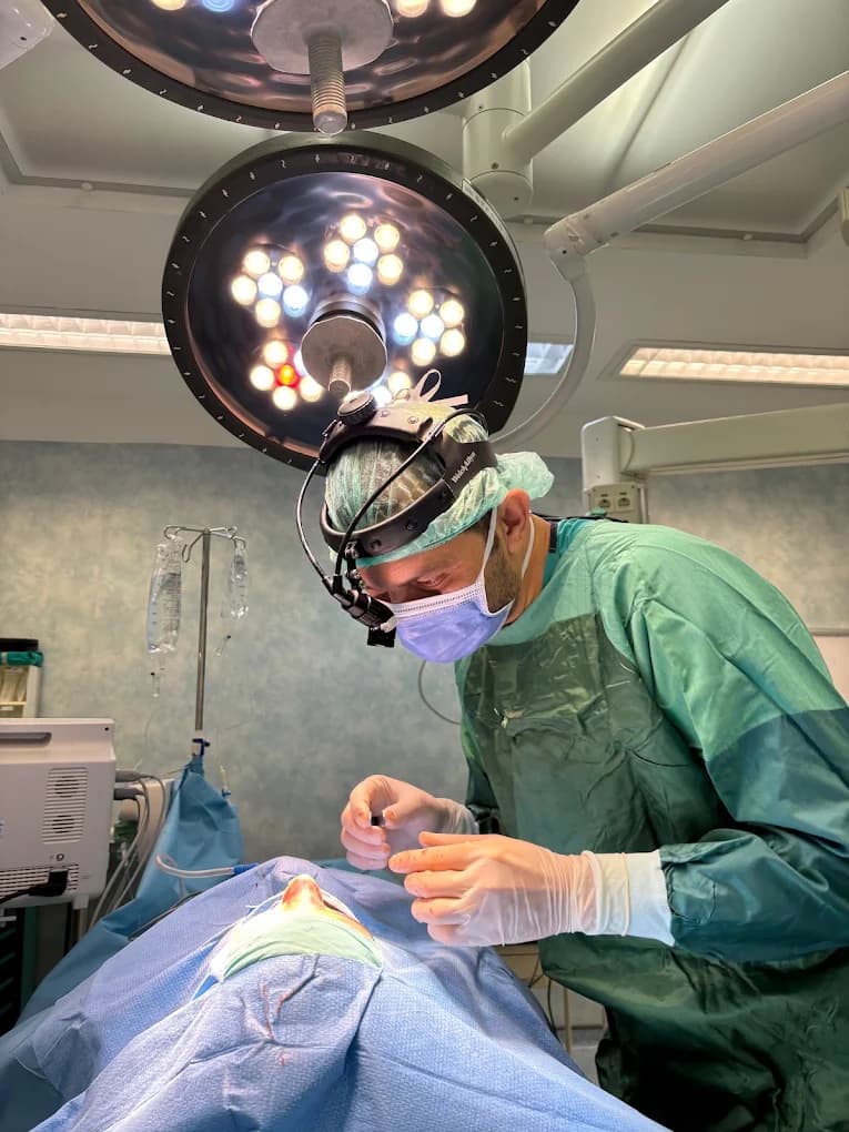 Prof. Dr. Osman Kelahmetoğlu klinik galerisi küçük resim 4