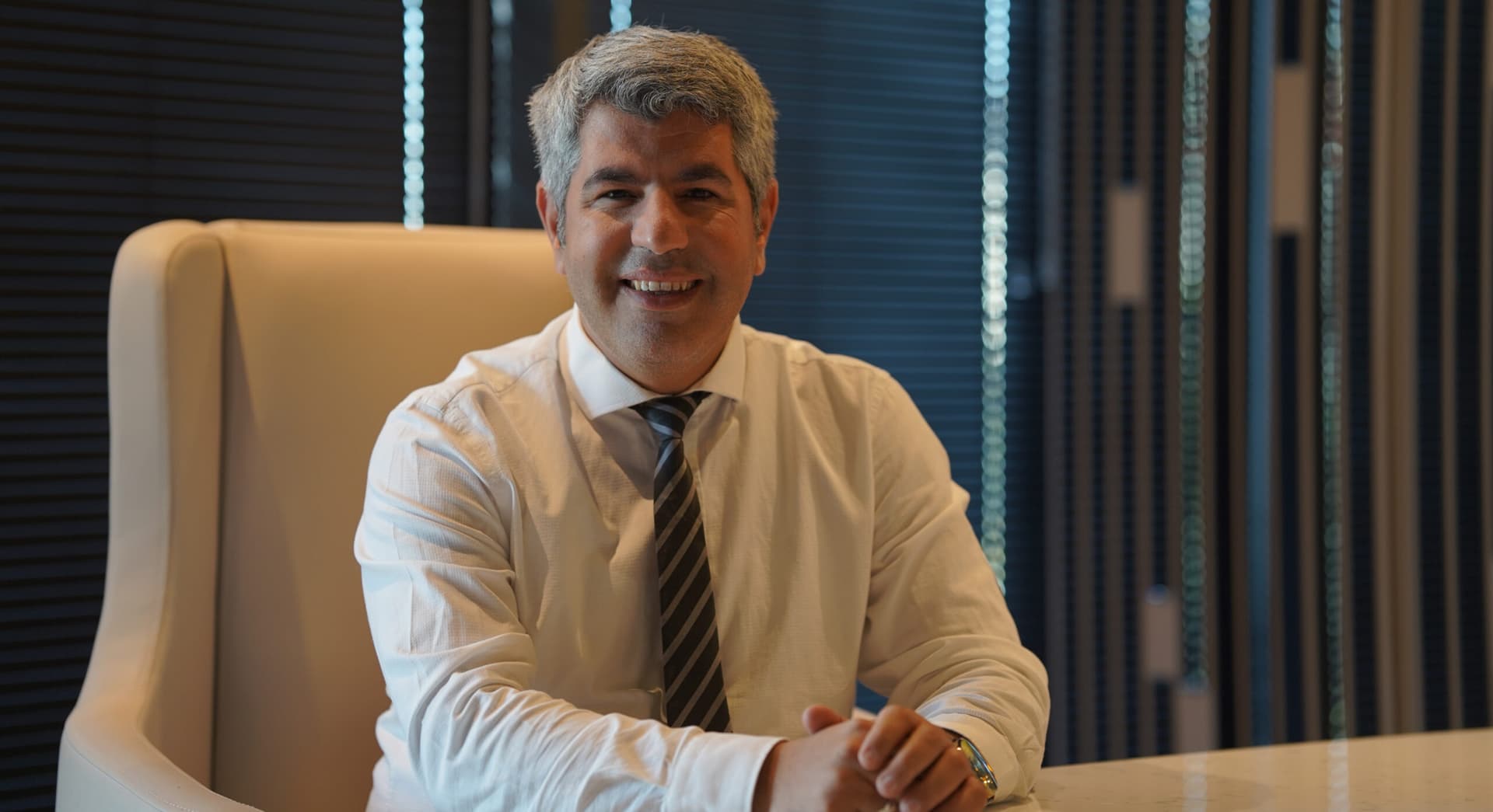 Prof .Dr. Fevzi Balkan bünyesindeki uzman ve modern sağlık merkezi klinik binası görseli