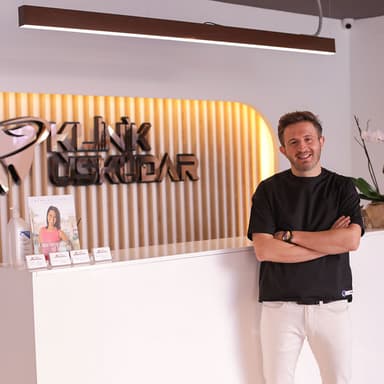 Uzm. Dt. Kadir Kolcuoğlu sağlık merkezi resmi kurumsal logosu