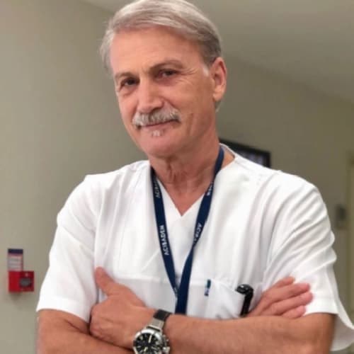 Prof. Dr. Fuat Demirci klinik detaylarını, uzman hekimlerini ve tedavi fiyatlarını inceleyin Prof. Dr. Fuat Demirci bünyesindeki uzman ve modern sağlık merkezi klinik binası görseli