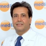 Prof. Dr. Mustafa Şan klinik detaylarını, uzman hekimlerini ve tedavi fiyatlarını inceleyin Prof. Dr. Mustafa Şan bünyesindeki uzman ve modern sağlık merkezi klinik binası görseli