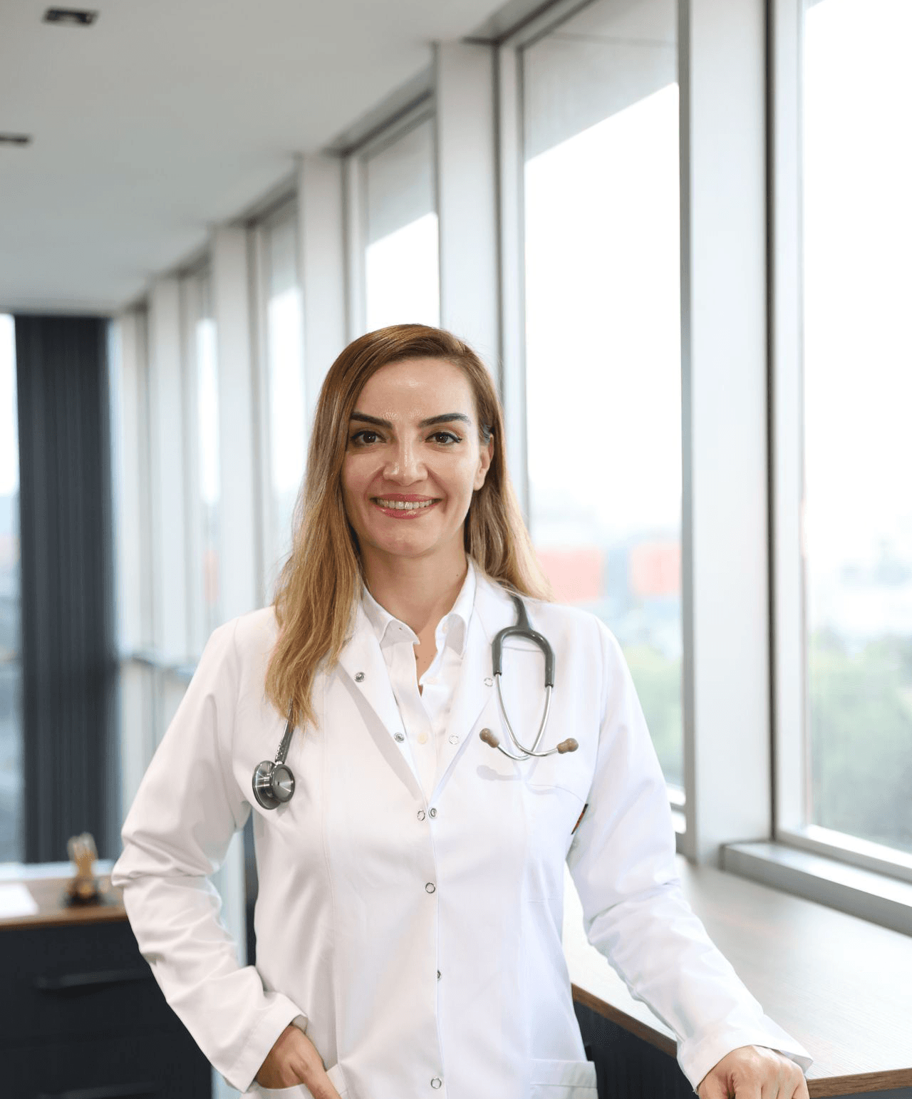 Uzm. Dr. Havva Meltem Mutlucan klinik detaylarını, doktorlarını ve tedavi fiyatlarını inceleyin Uzm. Dr. Havva Meltem Mutlucan bünyesindeki uzman doktor ve modern sağlık merkezi klinik binası görseli