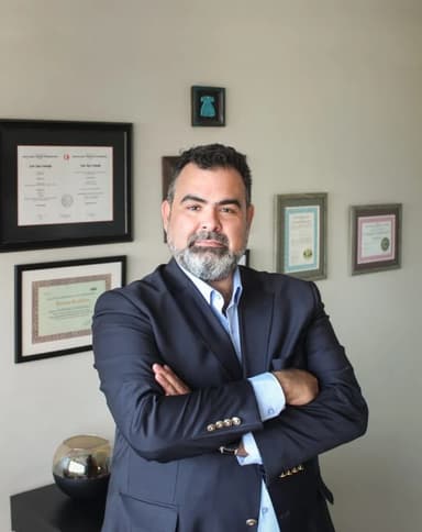Fatih Reşit CİVELEKOĞLU ana sayfasını ve profilini inceleyin Fatih Reşit CİVELEKOĞLU sağlık merkezi resmi kurumsal logosu