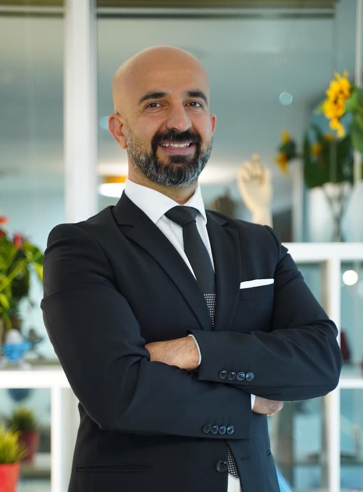 Op. Dr. Emre Hekimoğlu arka plan görseli